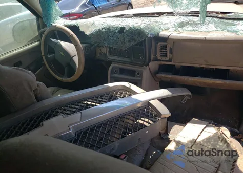 2003 Chevrolet Silverado C1500 from USA, damaged, VIN 1GCEC19T03Z214437